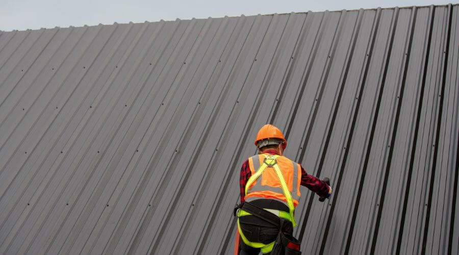Expert new roof installation services in De Pere, WI